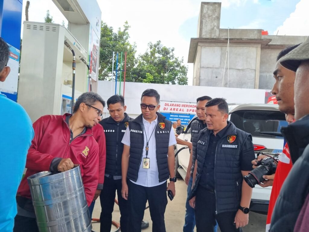 Tim Subdit IV Tipidter Polda Jambi Lakukan Sidak Bersama Pertamina di SPBU Kota Jambi