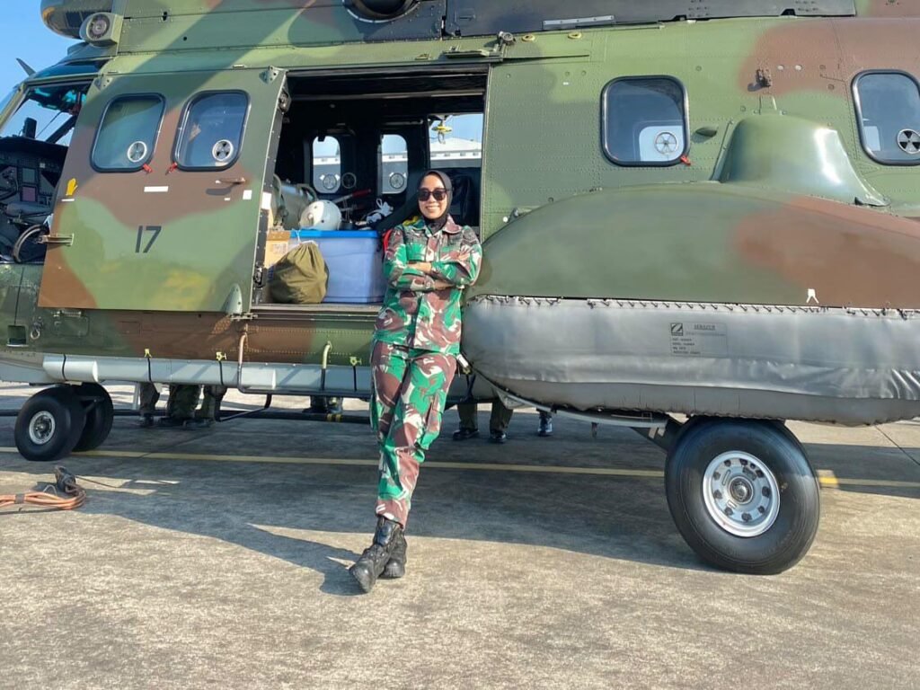 Serka Mira, Anggota TNI-AU yang Menginspirasi dengan Prestasi dan Karya Sulaman