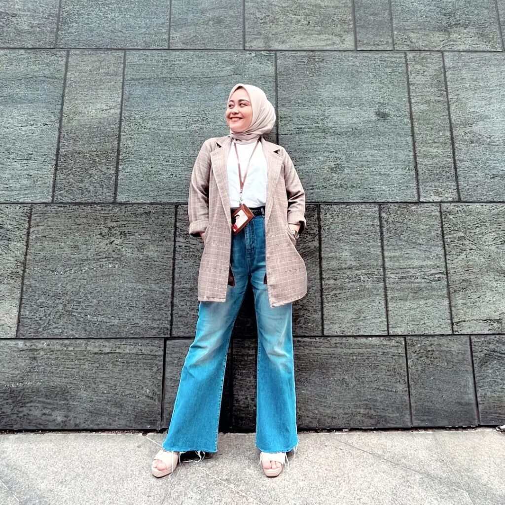 Yani Charisa: Menginspirasi dengan Manajemen Waktu dan Dedikasi Tinggi