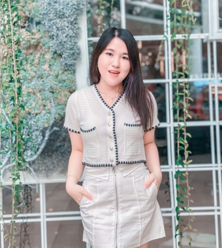 Kisah Inspiratif Livia Natalya: Sukses sebagai BINUS STAR dan Content Creator dengan Ratusan Brand Endorsements