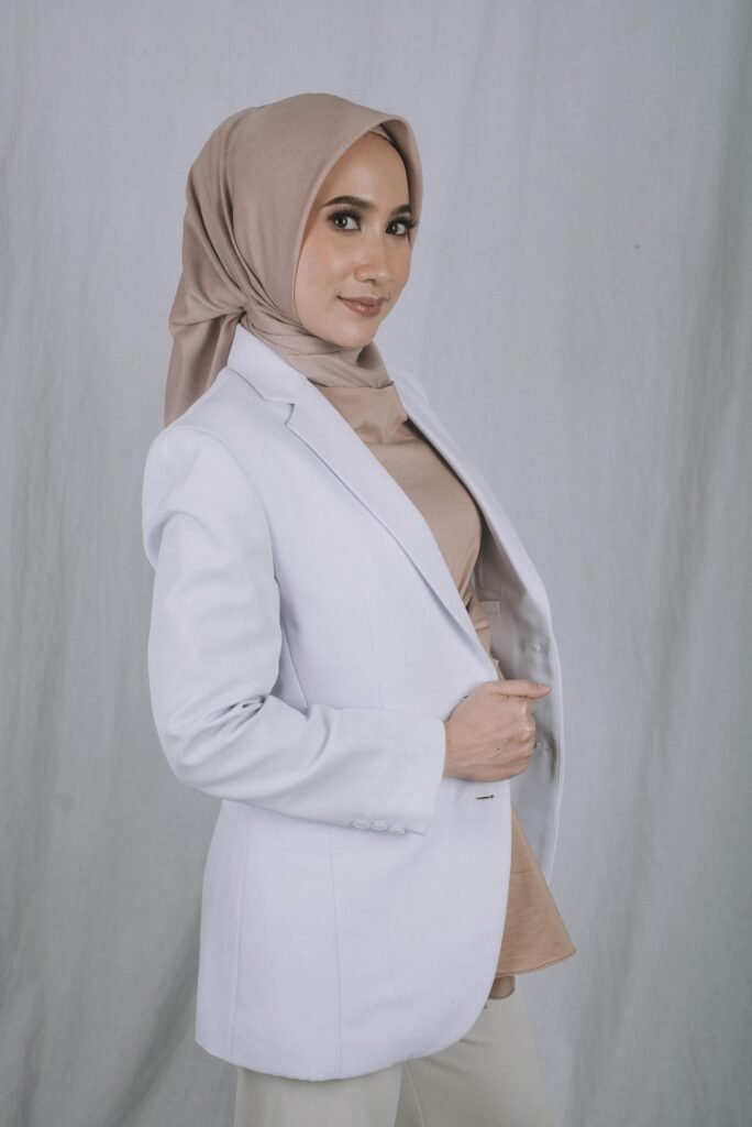 Dr. Vinca Desyandri: Dokter Mata Surabaya yang Jaga Work-Life Balance dengan Olahraga Rutin