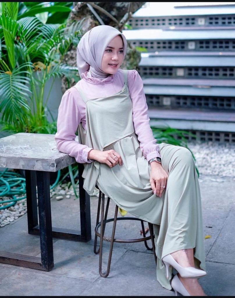 Perempuan Seribu Peran: Sovi dan Cerita di Balik Konten Positif