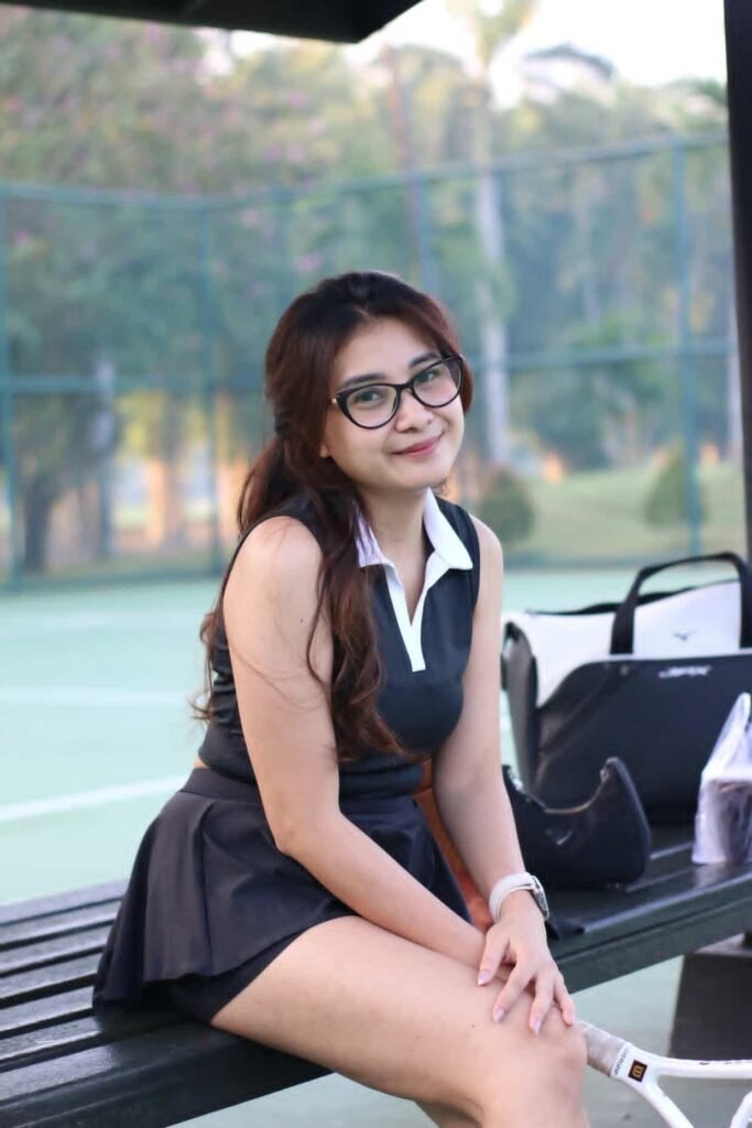 Rr Monica Rosi Eka Putri Dari Surabaya Bukti Nyata Kalau Ibu Bekerja Bisa Tetap Waras dan Bahagia