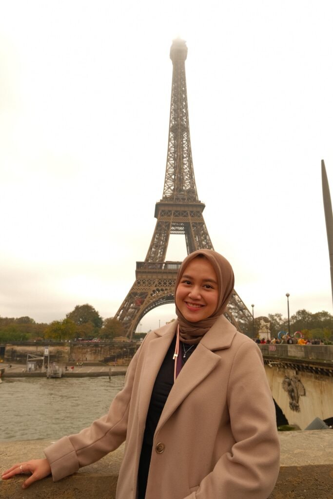 Dari Unair ke Belanda, Riza Saphira Kini Bantu Anak Muda Wujudkan Mimpi Studi Luar Negeri