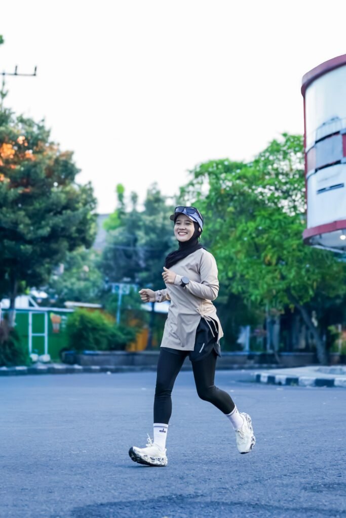Kisah Yayuk Rahayu: Konsisten Jalan Kaki hingga Jatuh Cinta pada Lari