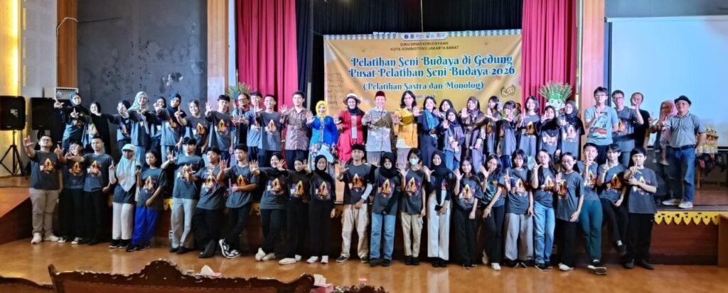 Sepuluh Hari dari Teks ke Panggung Berakhir Haru, Tangis Peserta Warnai Perpisahan