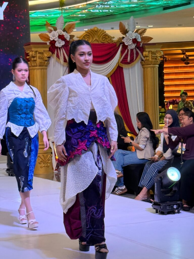 Agata Selia Keylani, dari Catwalk hingga Panggung Seni: Remaja 16 Tahun yang Berani Mengejar Mimpi
